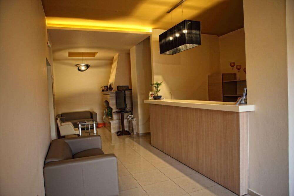 Niriides Beach Hotel Rétino Interior foto
