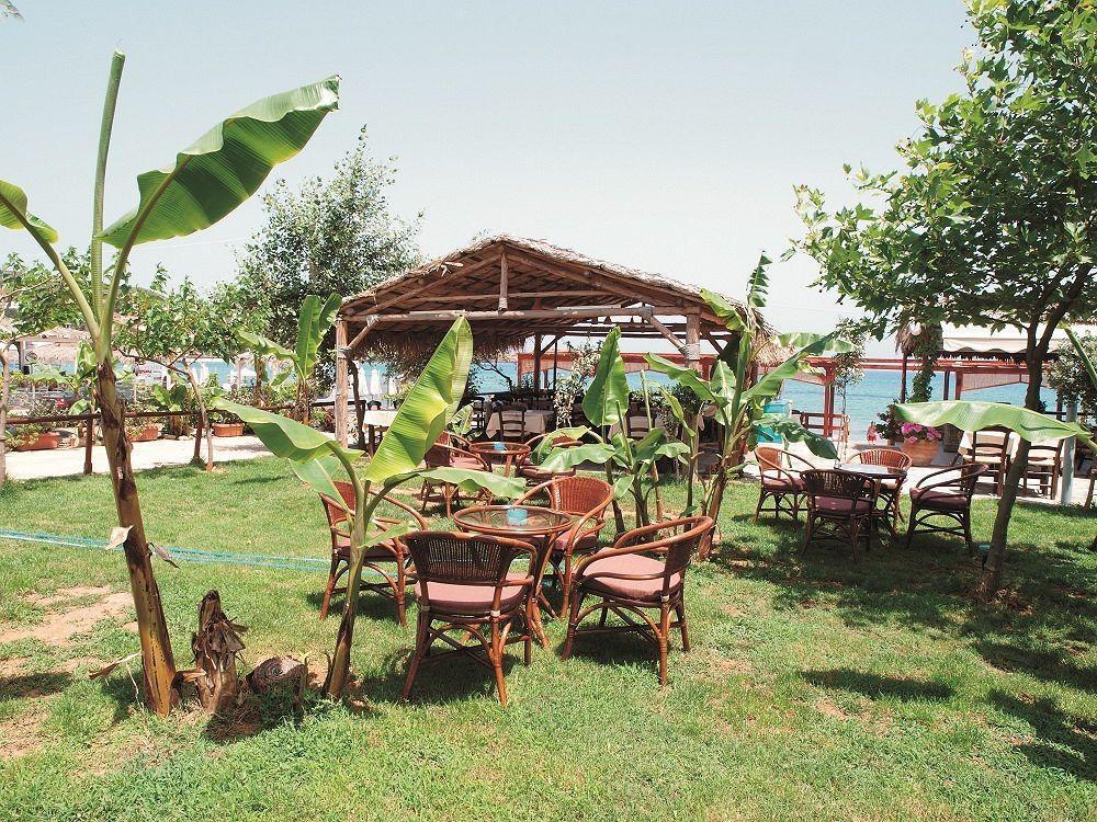 Niriides Beach Hotel Rétino Restaurante foto